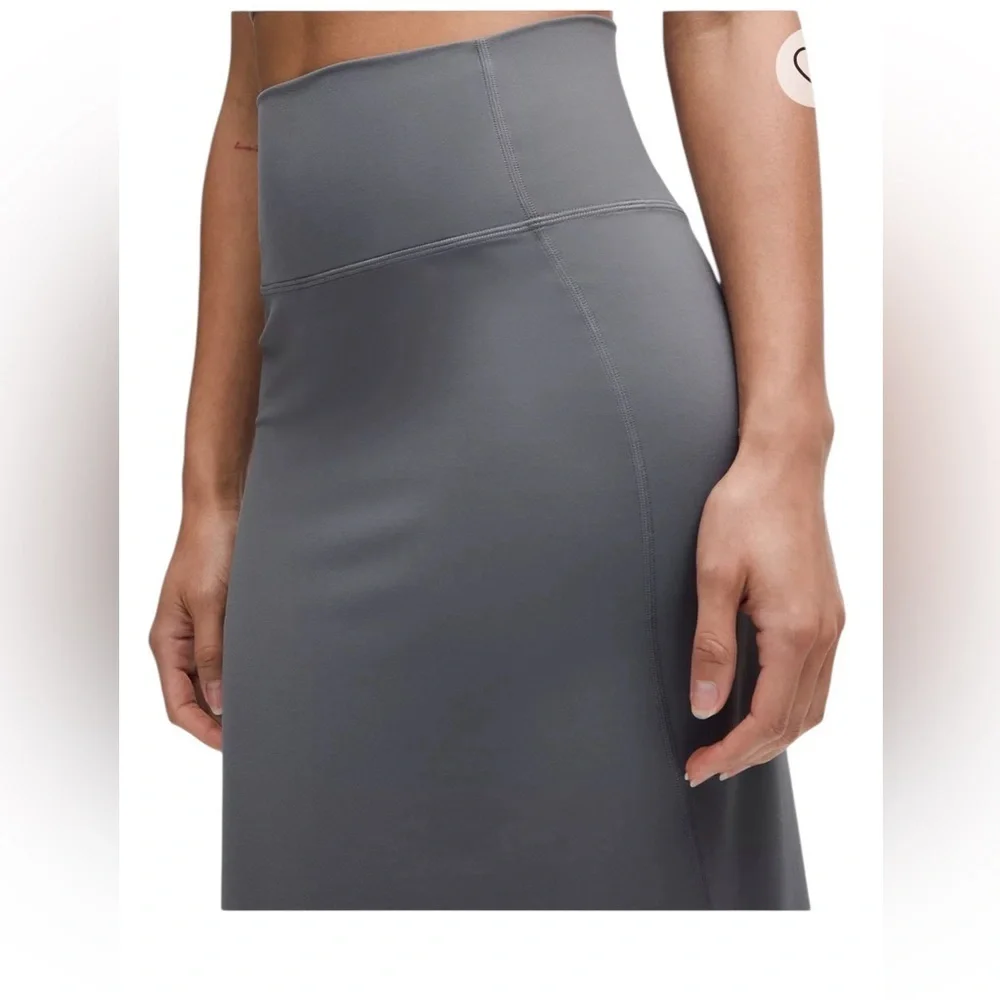 Lululemon Nulu Slim-Fit High-Rise Maxi Skirt Size XS - Picture 3 of 6